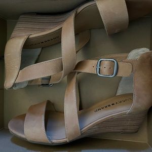 Lucky brand. LK Jenley. Dark Camel Cody. Size 7.5. New!